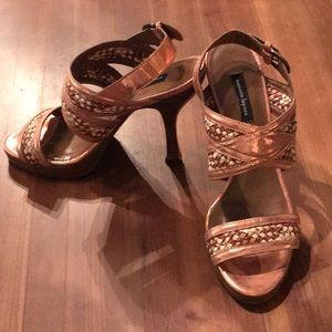Nanette Lepore Women's Quirky Leather Peep Toe Casual Ankle Strap Sandals Gray Size 9
